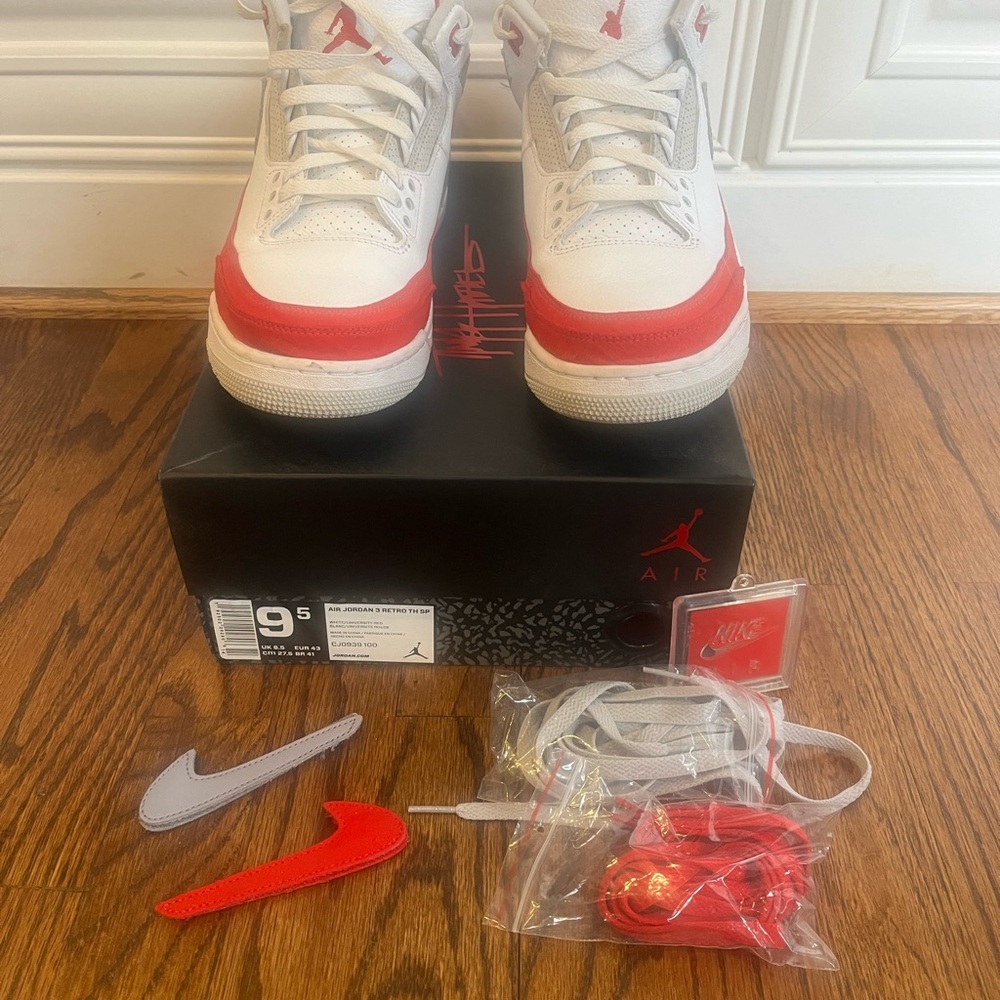 Jordan 3 Retro Tinker White University Red size Men’s 9.5